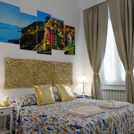 Valentyna Rooms La Spezia Bagian luar foto